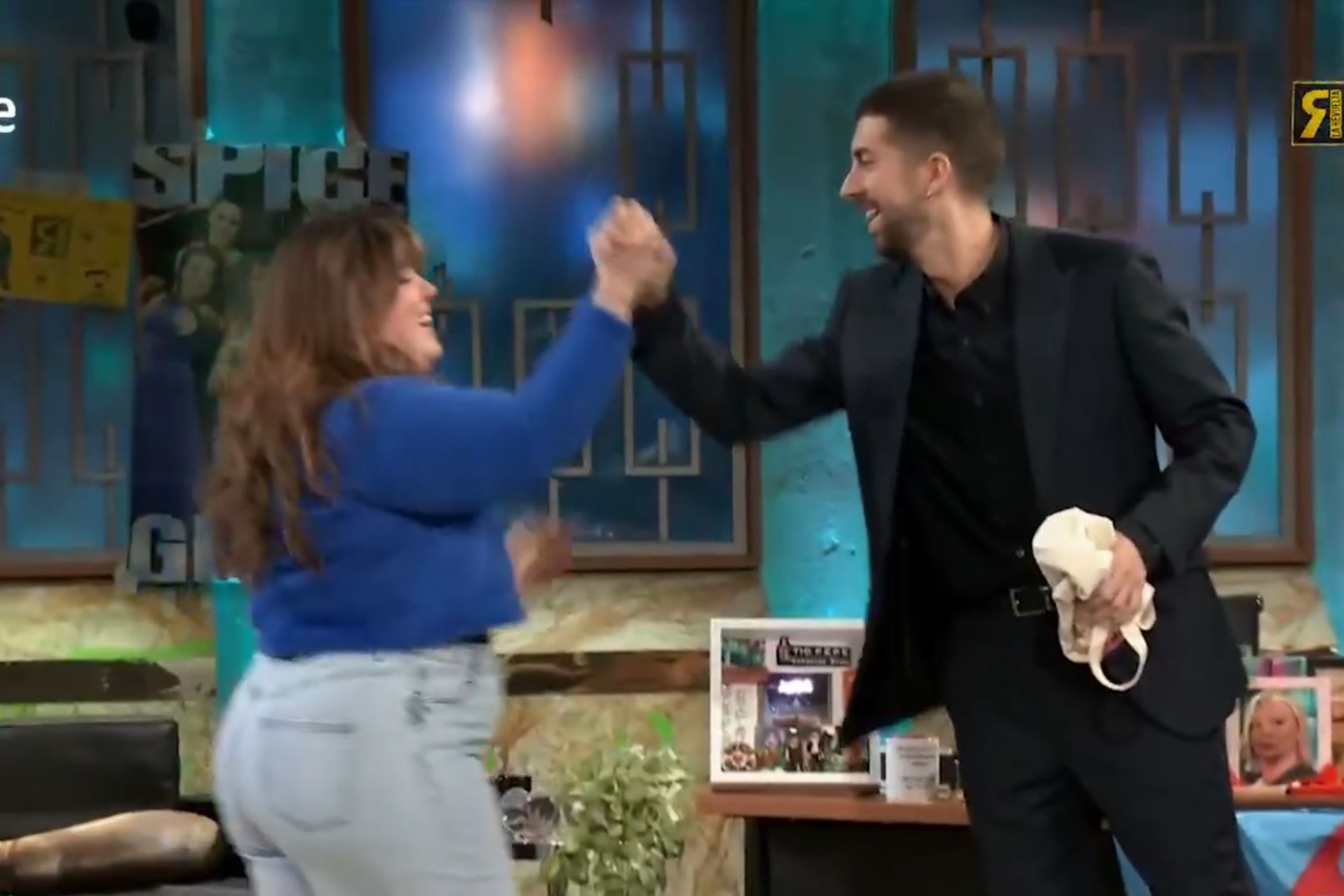 的人不得不 的人不得不